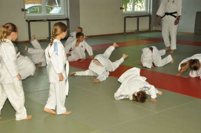 Judo, polaganje belo rumeni pas 30.5.2012 - foto