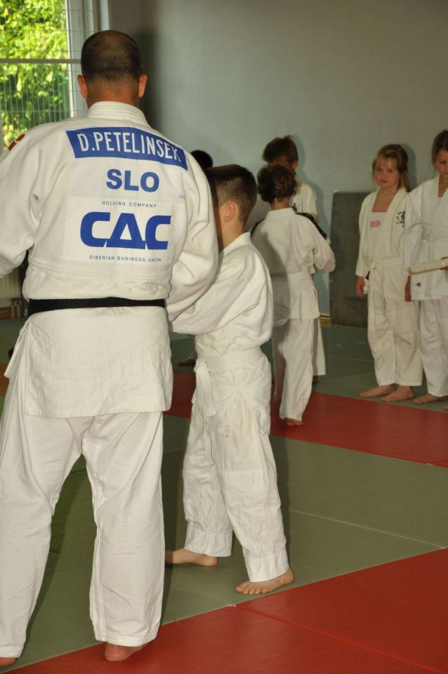 Judo, polaganje belo rumeni pas 30.5.2012 - foto povečava