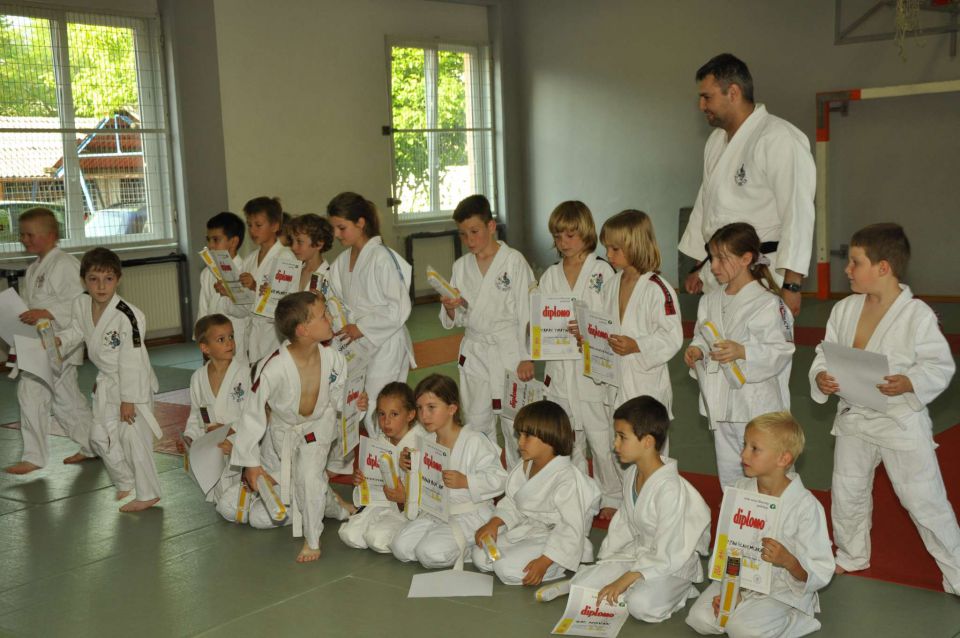 Judo, polaganje belo rumeni pas 30.5.2012 - foto povečava