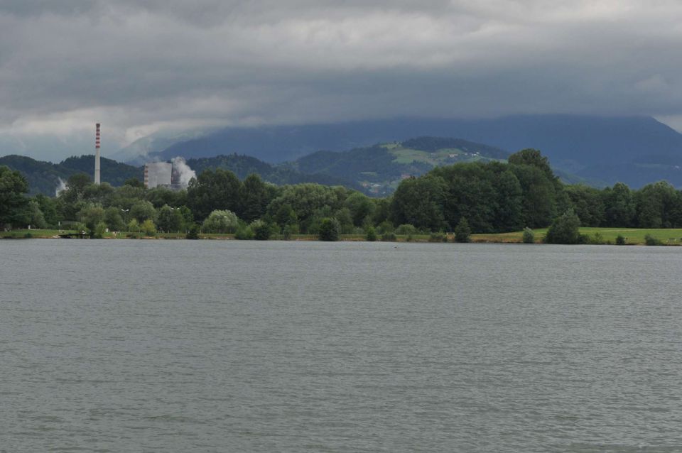 Velenjsko jezero 25.6.2012 - foto povečava