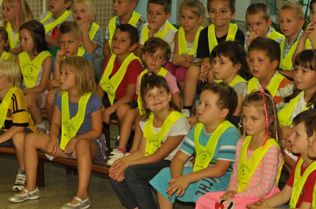 Prvi dan šole Nina 3.9.2012 - foto