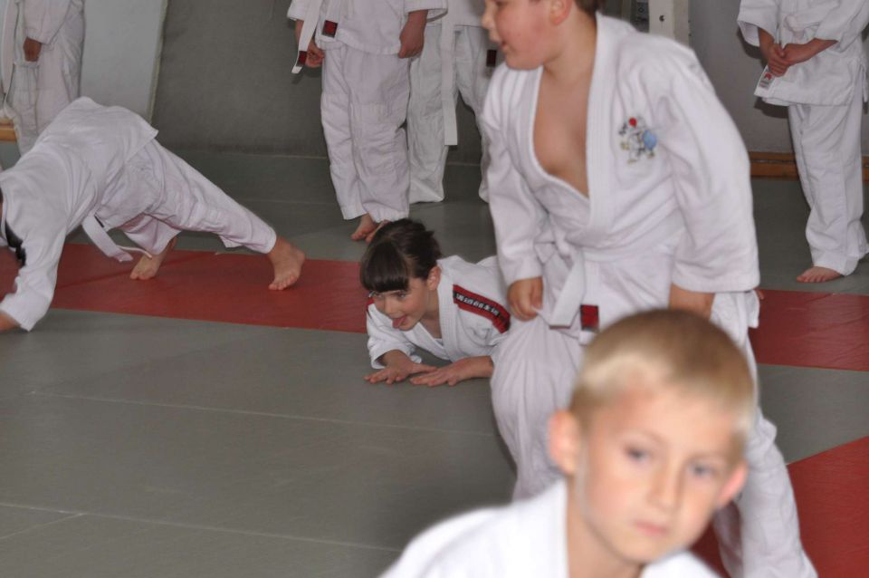 Nina Judo belo rumeni pas 27.5.2013 - foto povečava