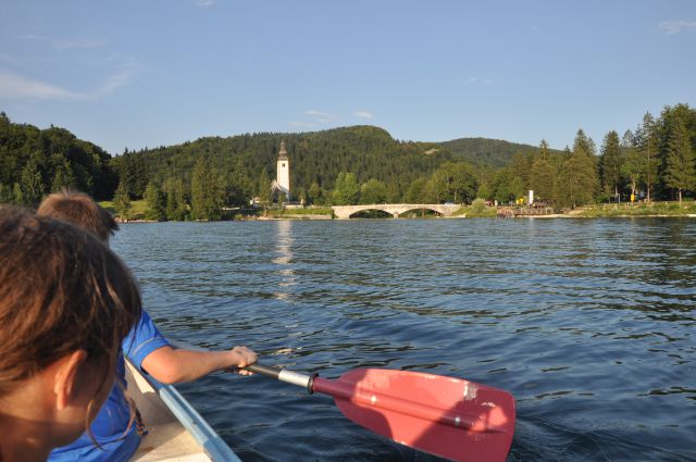 S kanujem po jezeru 25.7.2013 - foto