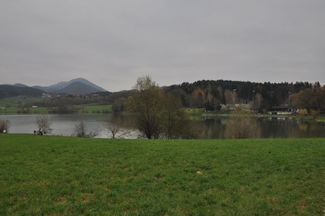 Velenjsko jezero 17.11.2013 - foto