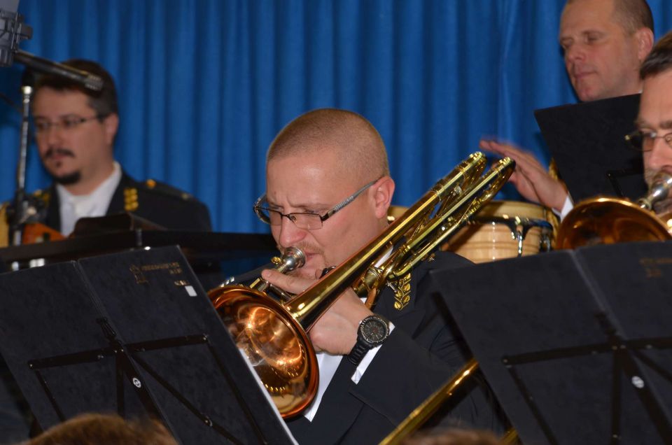 Big Band SV na IV. OŠ 15.1.2014 - foto povečava