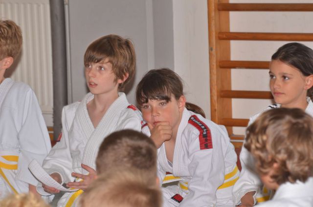 Nina - judo rumeni pas 19.5.2014 - foto