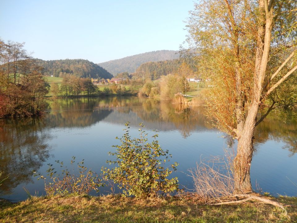 Okrog Velenjskega jezera 31.10.2014 - foto povečava