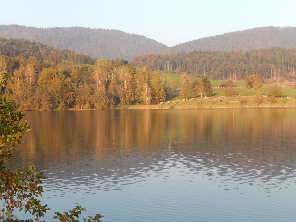 Okrog Velenjskega jezera 31.10.2014 - foto povečava