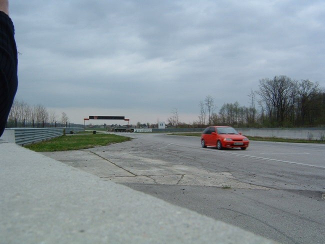 Mobikrog 16.04.2006 - foto povečava