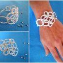Belo-srebrna lace zapestnica s kristalčki, čipka