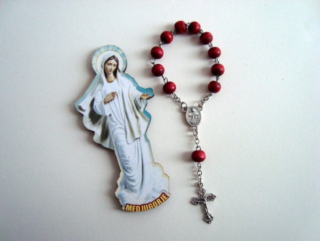 MEDJUGORJE dišeča Ikona IN obesek s križem, novo