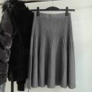 Pleteno nagubano midi krilo H&M, XS