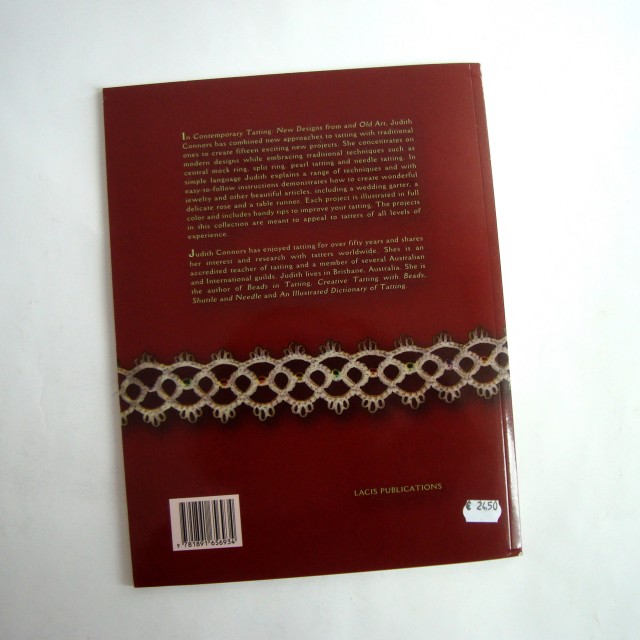 Judith Connors: contemporary tatting + kpl 2 ladjic (čolničkov) (c)