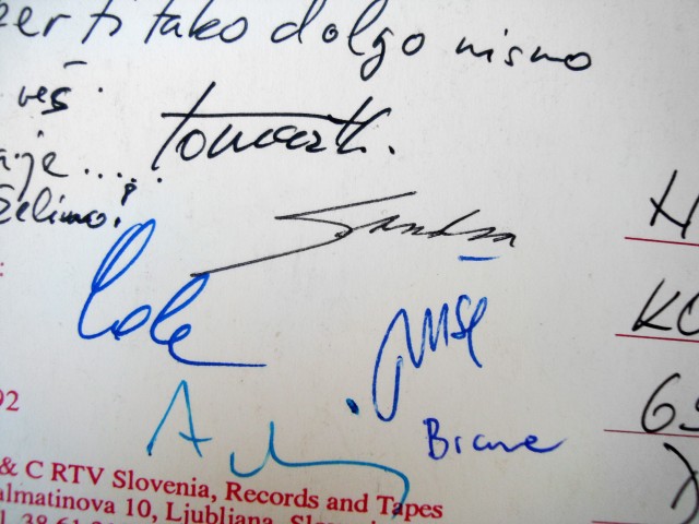1X BAND kartica s posvetilom in podpisi vseh članov skupine, 1993 (b)