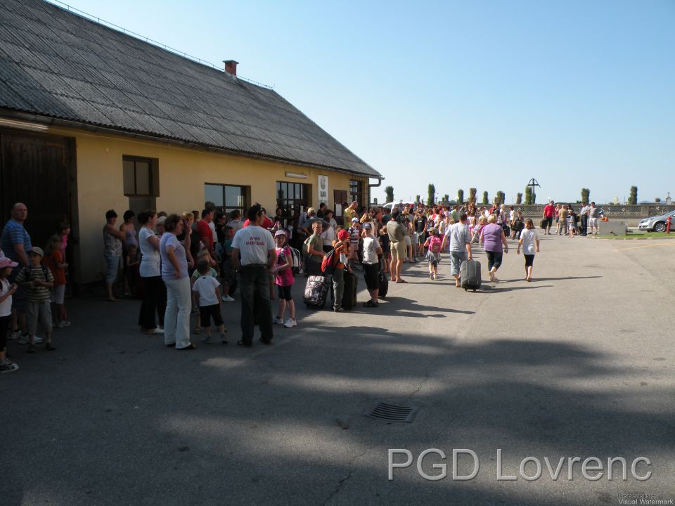 Tabor mladine - 27.6.2010 (prihod) - foto povečava