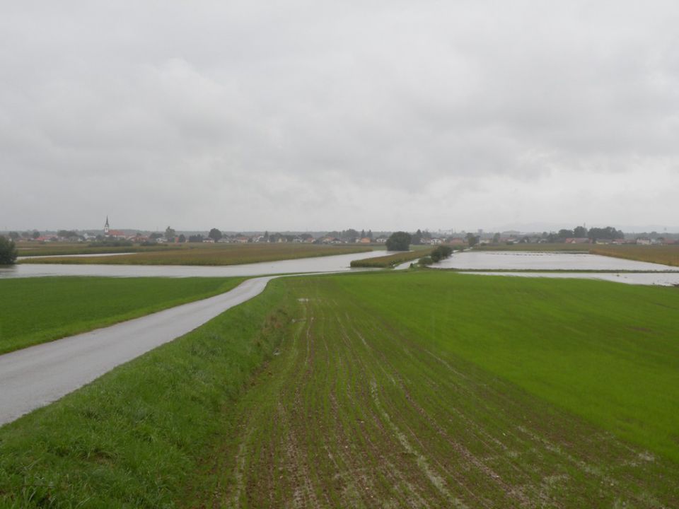 Poplave 18.9.2010, 19.9.2010 - foto povečava