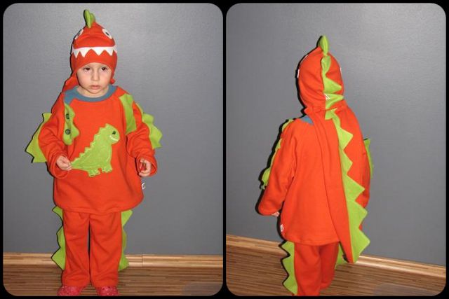 Pustni kostum dinozaver (45€)