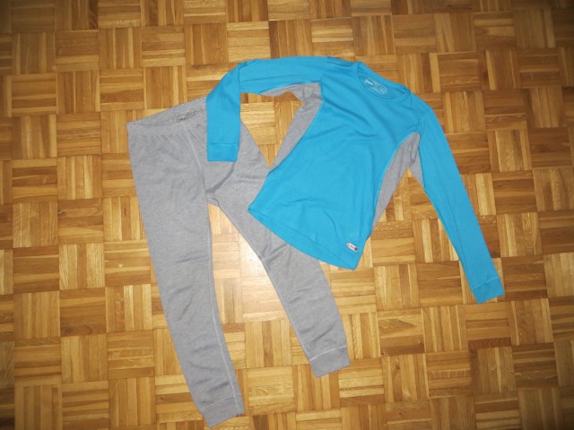 Smučarsko perilo Etirel 152 - 5 eur
