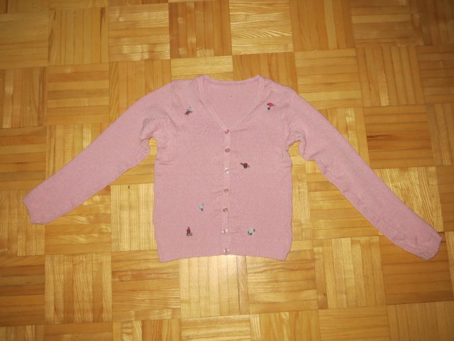 Zelo lepa jopica 140 - 2 eur