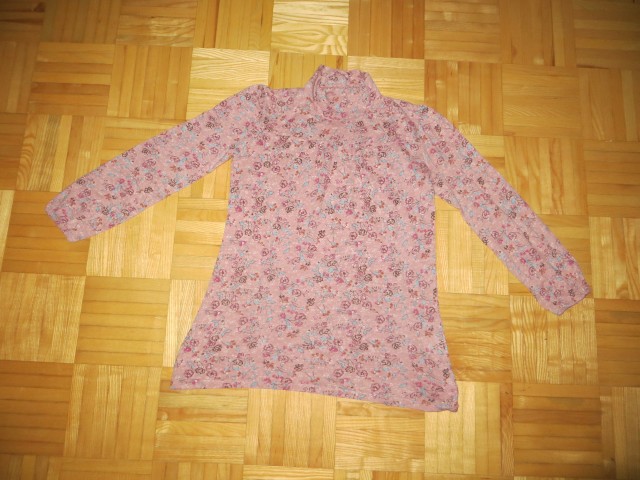 Puli Benetton 158 - 3 eur