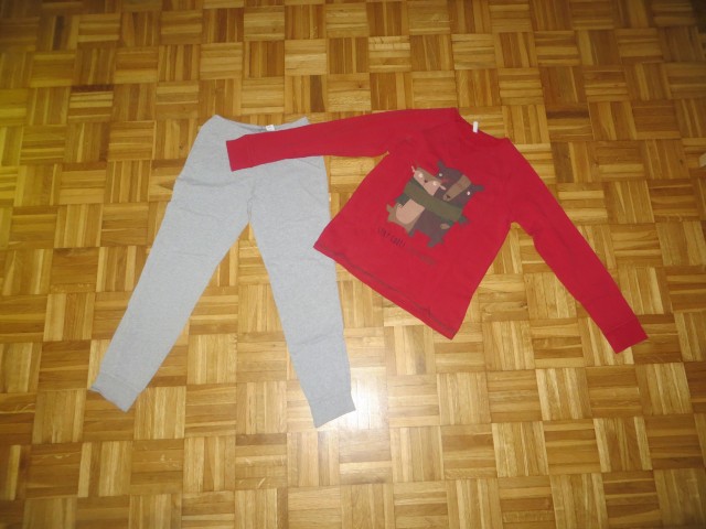 Pižamica Benetton 152 brezhibna - 6,5 eur