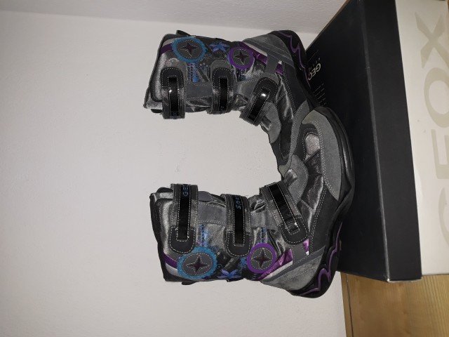 Geox škornji 37 sivi - 25 eur
