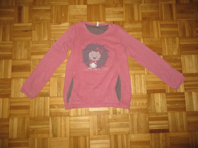 Tanek flis pulover Benetton št 152 - 3 eur