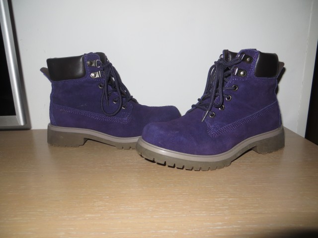 Gležnarji oz piščančki stev 36-37 kot novi - 18 eur