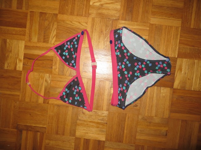Zelo lepe kopalke št 164 - 4 eur