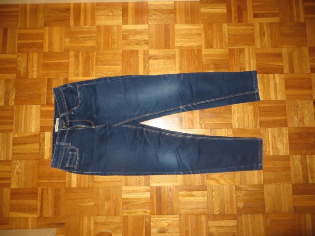 Jeans hlače Mis bon bon št 176 - 2,5 eur