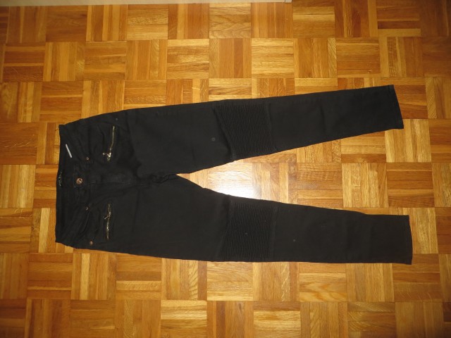 Dekle 164 - foto
