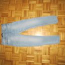 Jeans hlače Bershka št S (št 170) - 2,5 eur