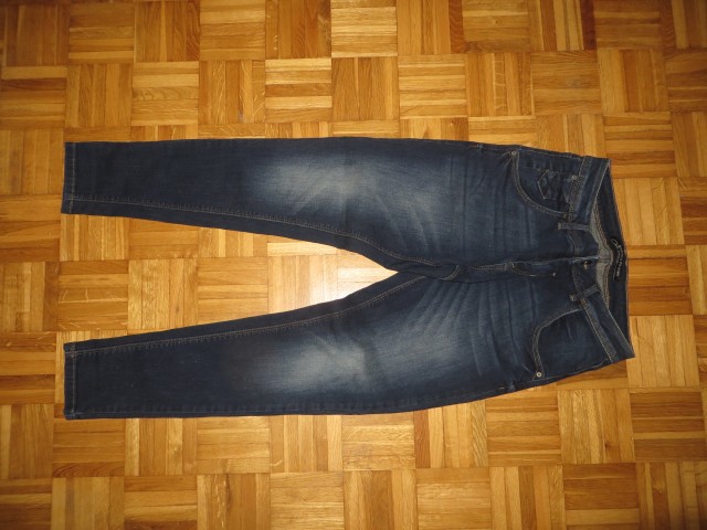 Jeans hlače B friend št 170 - 2,5 eur