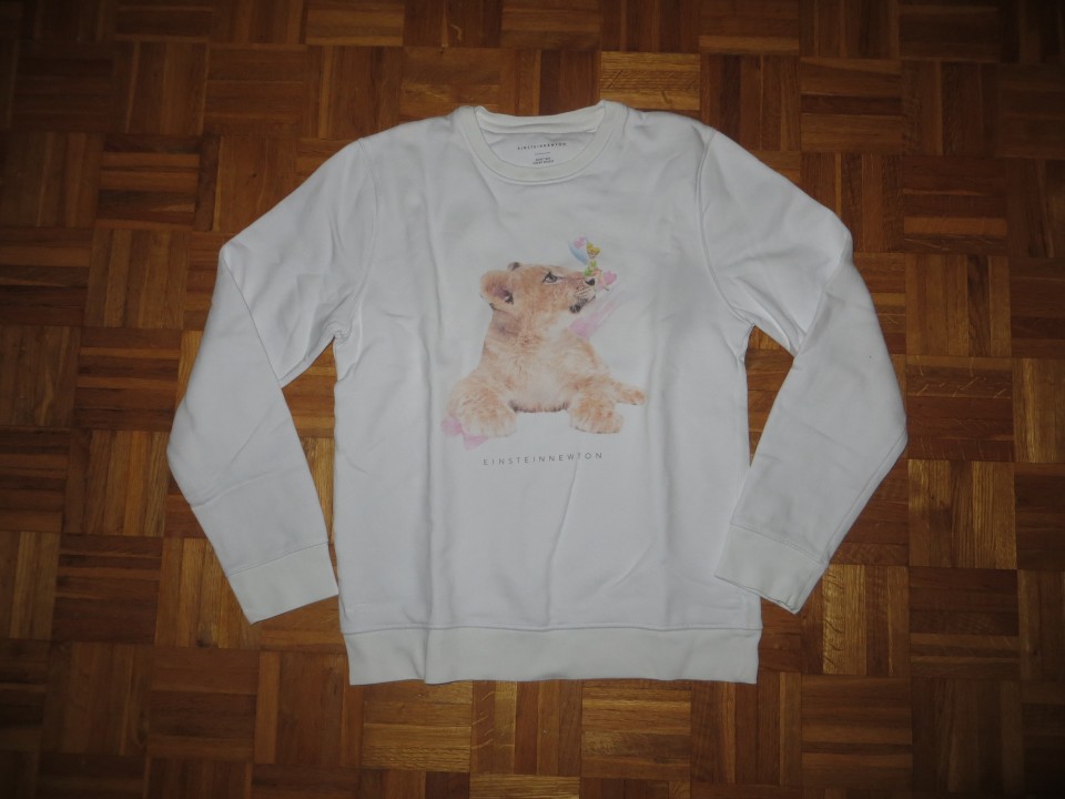 lep pulover št 176 samo opran - 4 eur