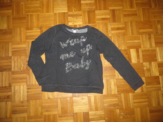 Lep H&M puloverček št 176 - podarim