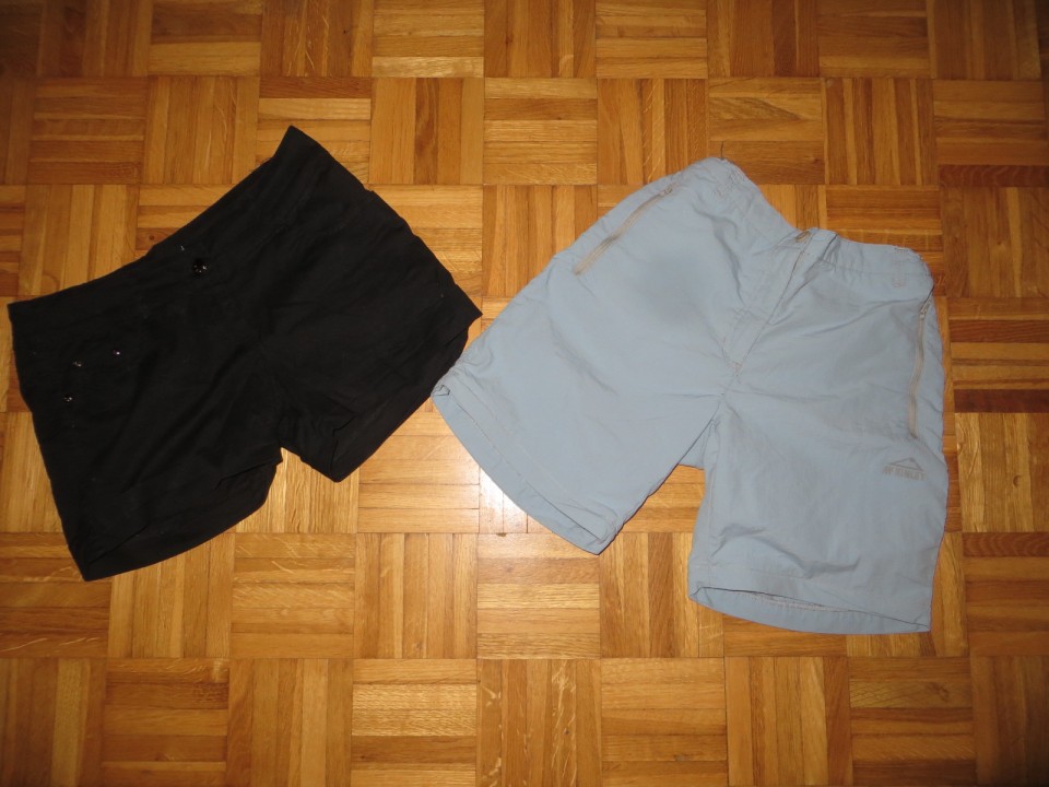 dvoje kratke hlače št 170 cm - 2 eur kos
