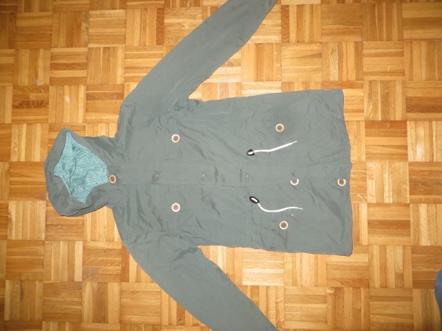 Prehodna jakna Benetton št 176 - 10 eur