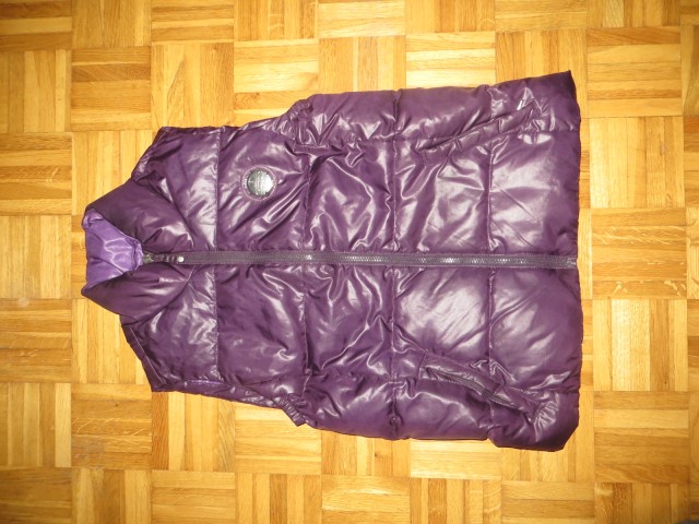 Brezrokavnik Champion št 164-176 (na etiketi M) - 6 eur