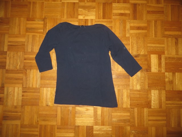 Zelo lepa Zara majčka št 176 - 1 eur