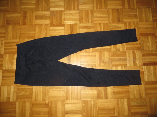 Legice Calzedonia št 176 - 3 eur