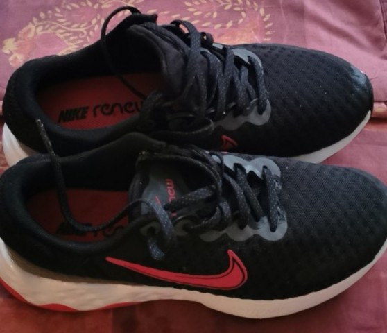 Nike superge 38,5 30e - foto