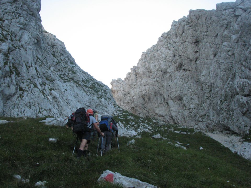 Ta visoka Rosajanska pot 2.del - foto povečava