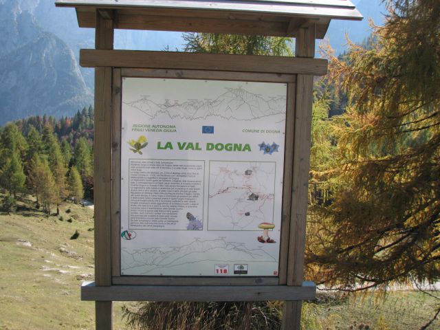 Tabla z informacijami o planini.