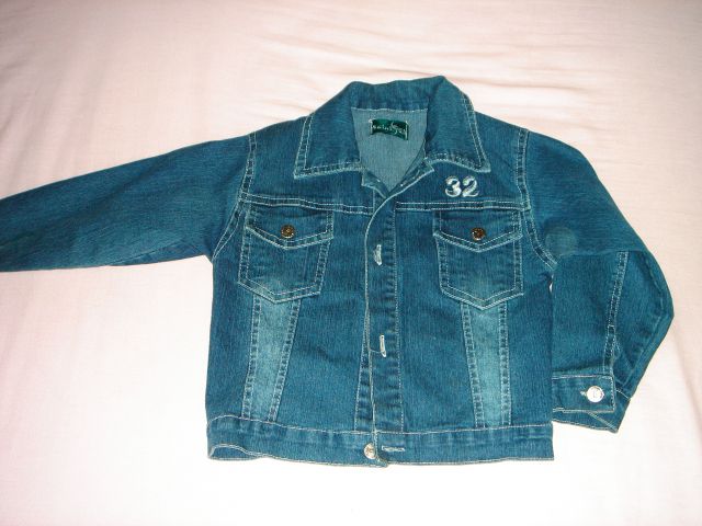 Jeans jakna, za 2 -3 leta, 2€