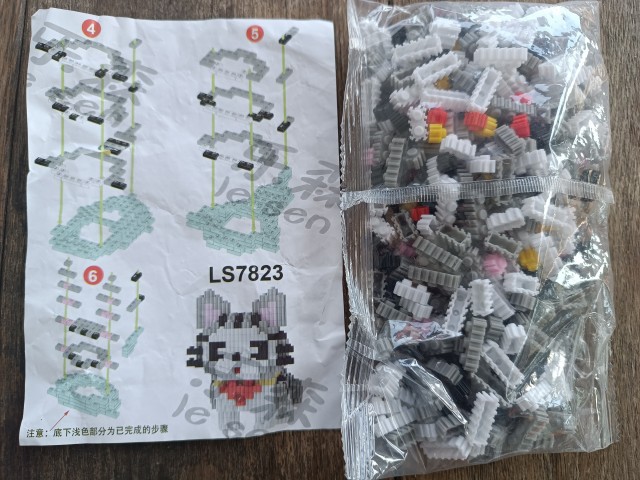 Kocke 1000 kosov novo 5€ - foto