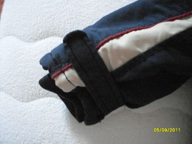 Prehodna jakna H&M za fantka, št. 86 (ježki na rokavih).