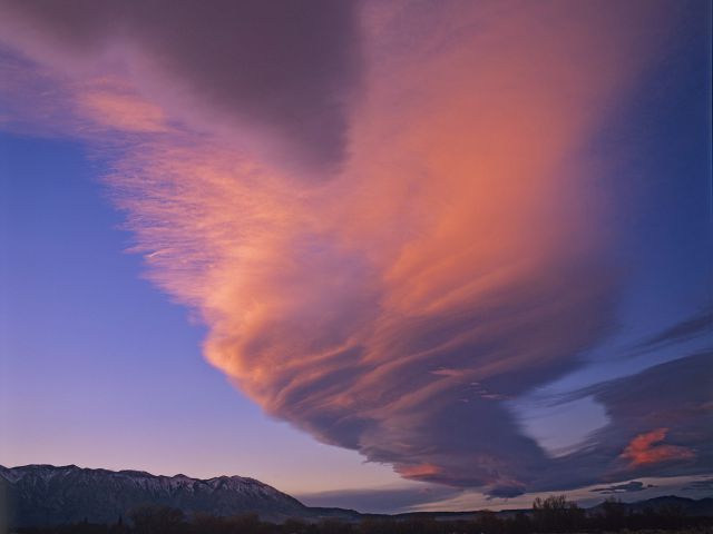 California - Lenticular Cloud, Sierra Nevada Range
