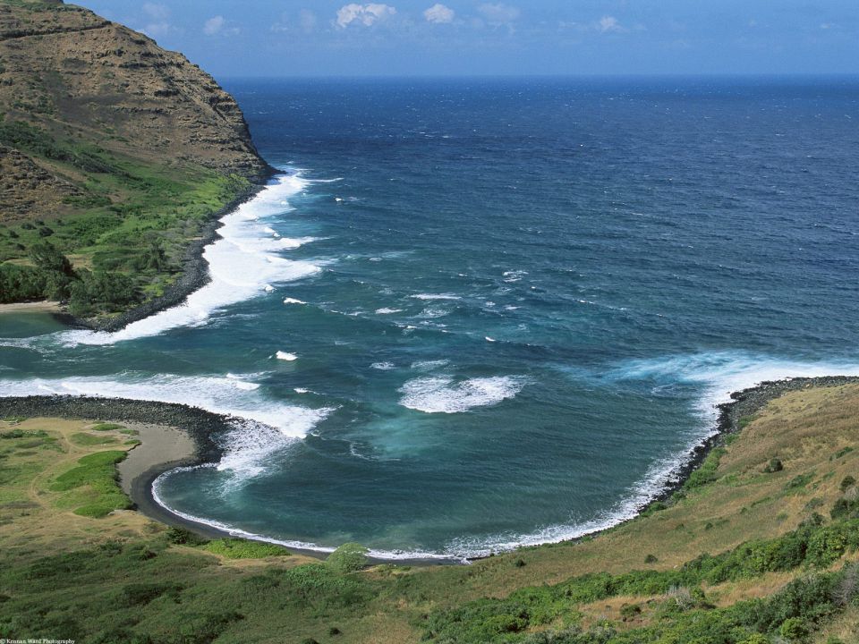 Hawaii - Black Sand Beach on Molokai