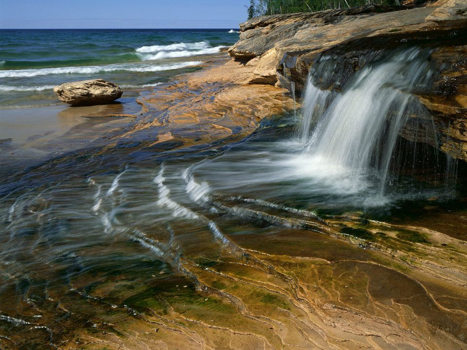 Michigan - Miners Beach, Lake Superior, Pictured Rocks National Lakeshore