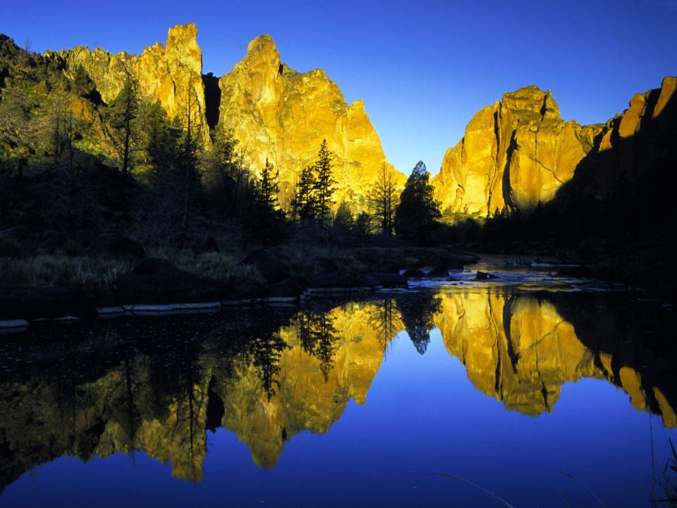 Oregon - Sunrise, Smith Rocks State Park